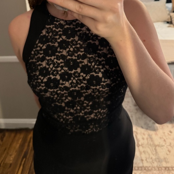 BLACK & TAN MAXI FORMAL DRESS - Picture 9 of 9